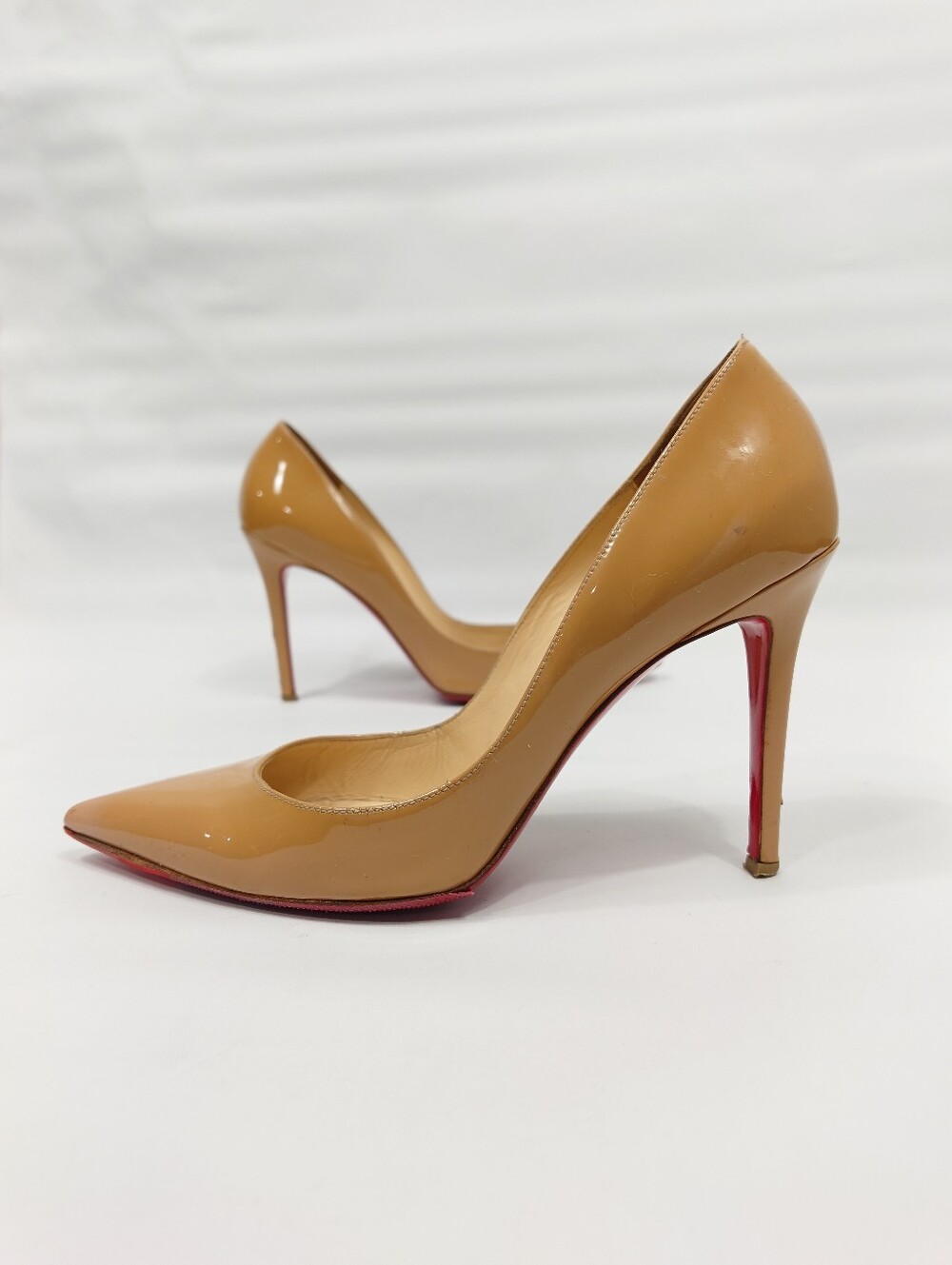 Christian Louboutin Nude Patent Leather Pointed Toe Pumps Size 39